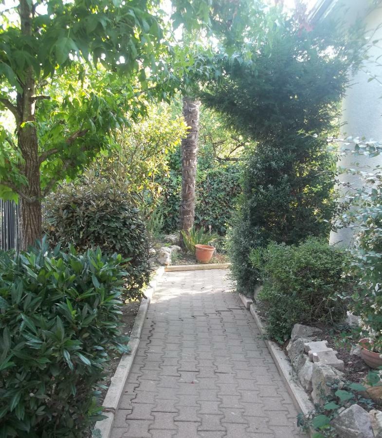 Toulouse Metropole Chambre Privée de Luxe - SDB WC privée Terrasse Piscine Aqua Bike Privées Cugnaux Esterno foto